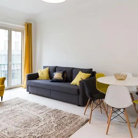 Avenida Charm Apartment *
